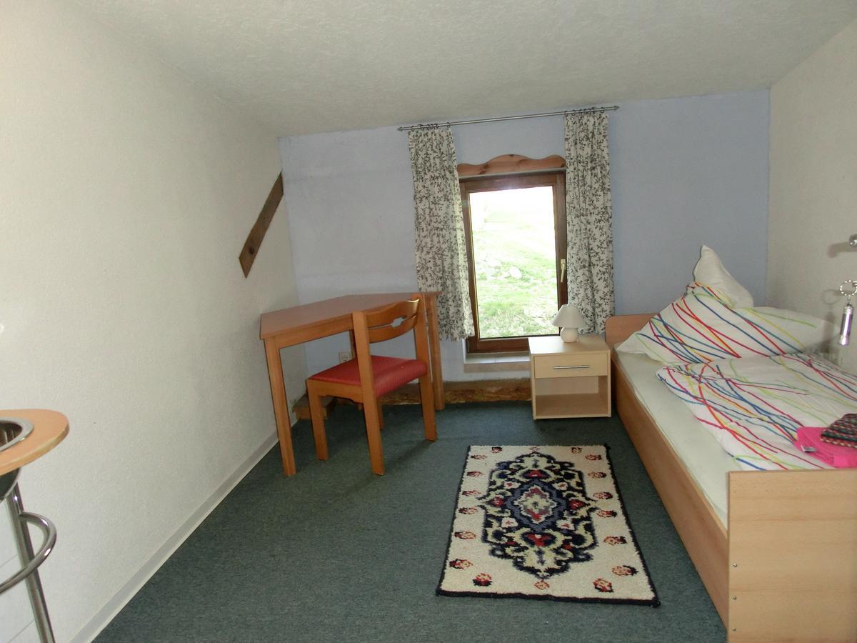 Domane Neu Gaarz Hostel Номер фото
